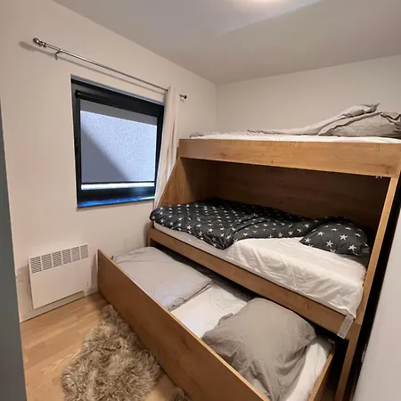 アパート The New Wild Sa Garaznim Mjestom *